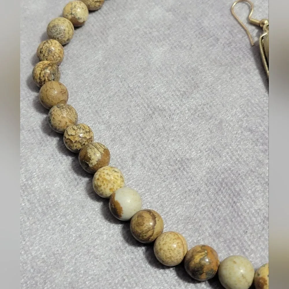 Picture‎ Jasper Earrings and Pendant Necklace